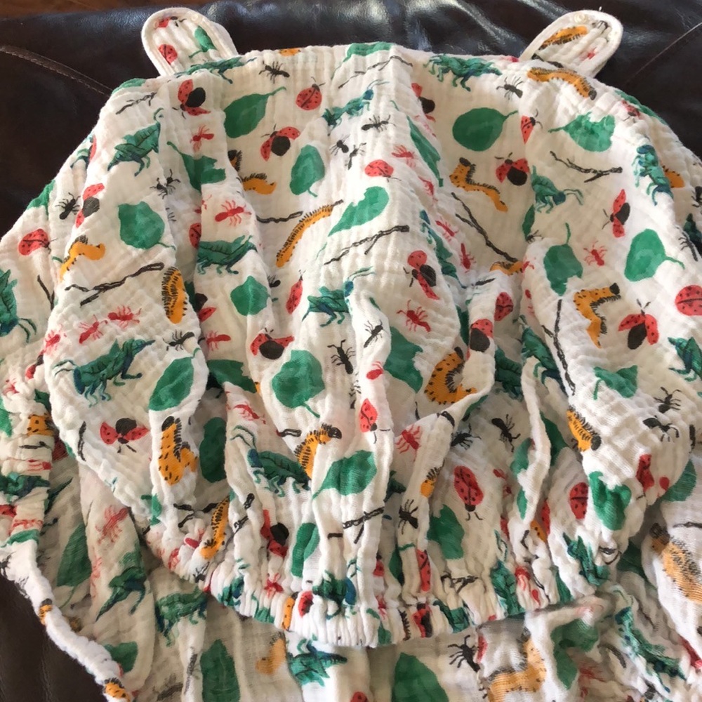 Bebe Au Lait muslin car seat cover
